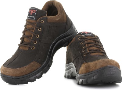 Provogue Outdoors Shoes at Rs. 489 – Flipkart